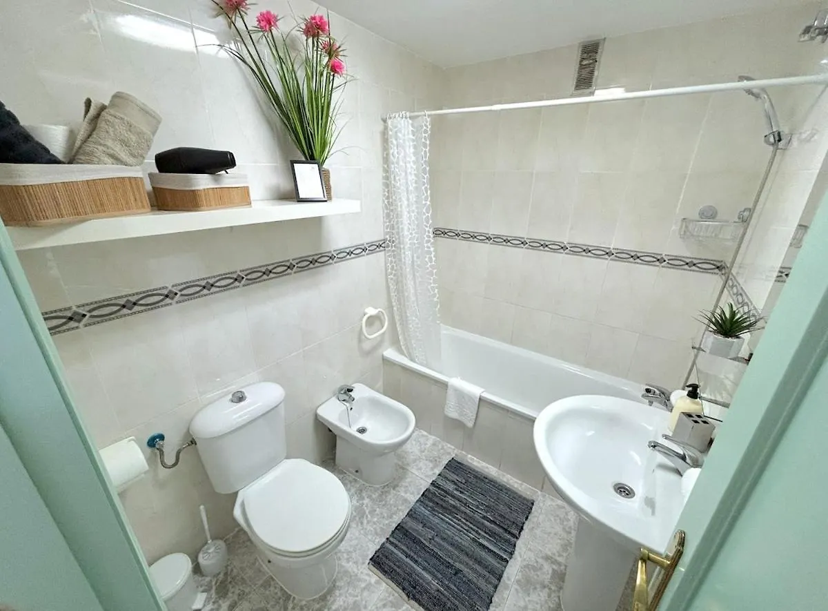 アパート Evans Realty Bh Urb Colina Park & Piscina マラガ